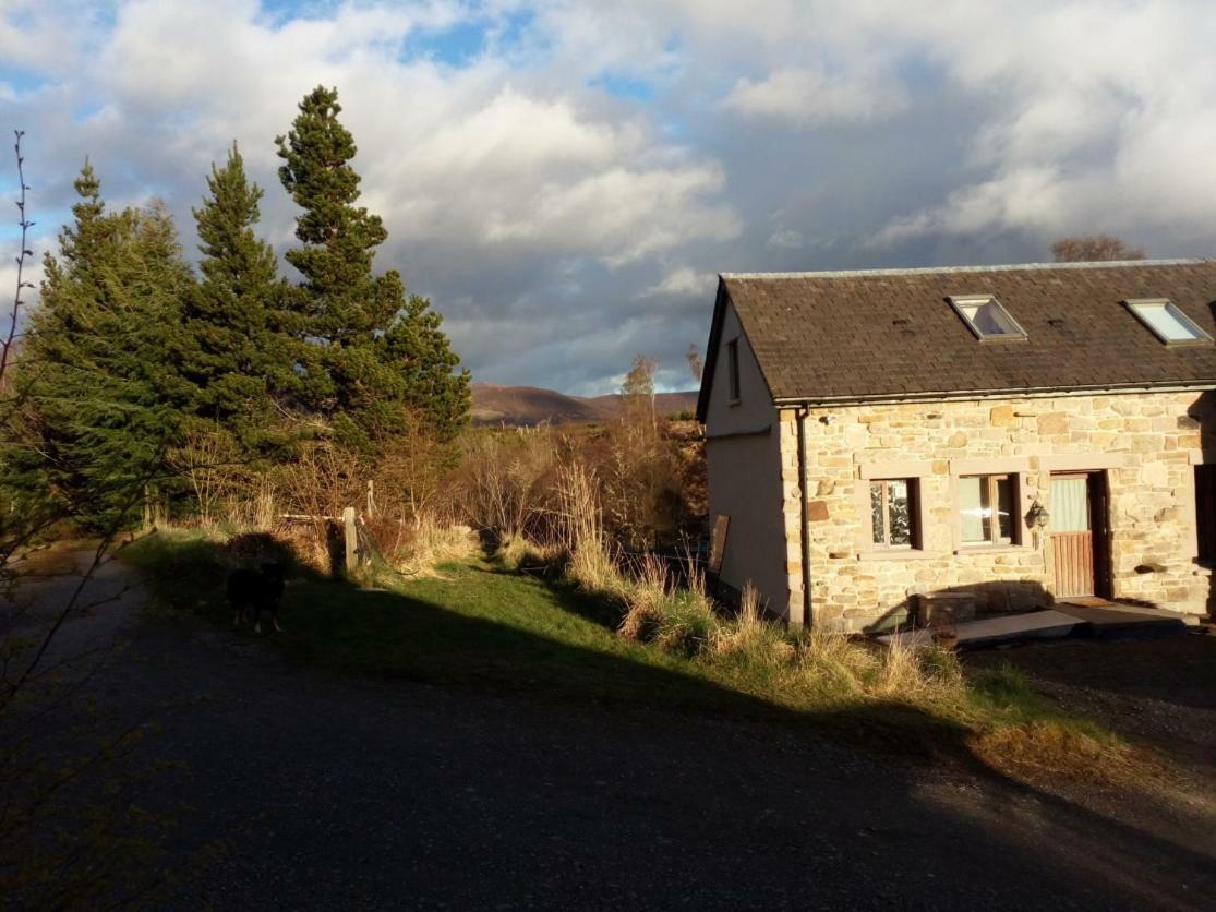 Hotel Sunrise House Inverfarigaig Zewnętrze zdjęcie